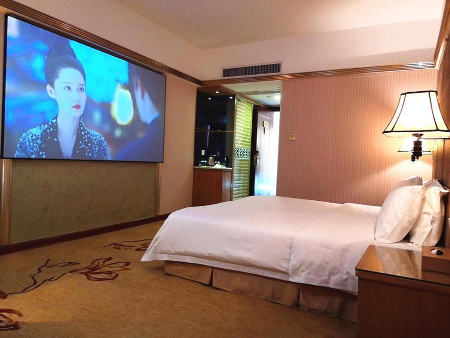 Vienna Hotel Zhanjiang Coast Avenue Kültér fotó