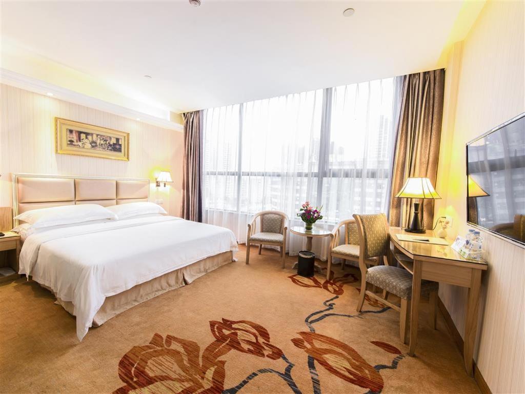 Vienna Hotel Zhanjiang Coast Avenue Kültér fotó