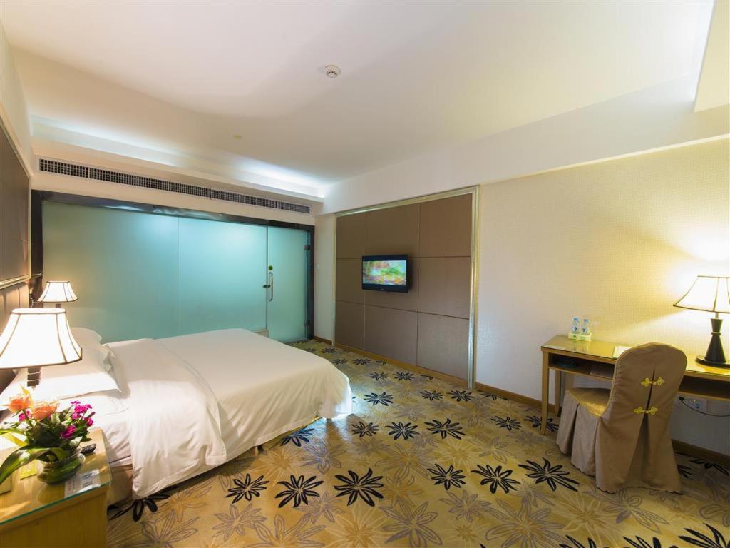 Vienna Hotel Zhanjiang Coast Avenue Kültér fotó